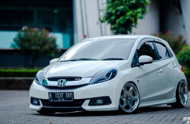 Modif Mobil Brio
