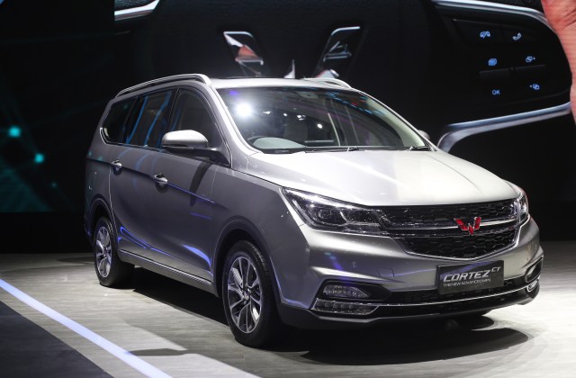 Harga Mobil Wuling Cortez 2019
