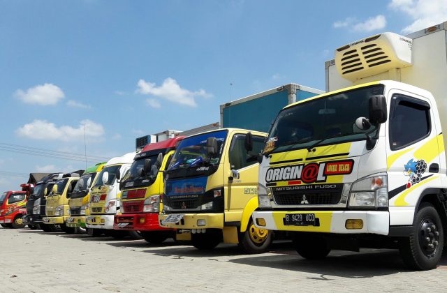 Modifikasi Truk Mitsubishi Fuso
