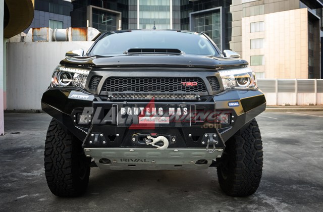 Modif Toyota Hilux Double Cabin
