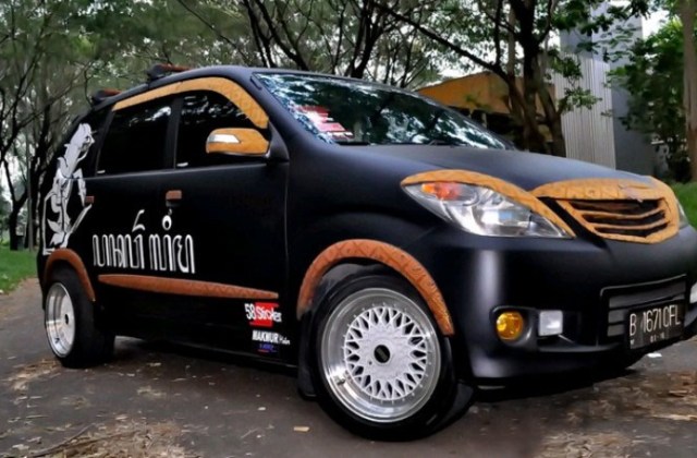 Modifikasi Daihatsu Xenia 2009 