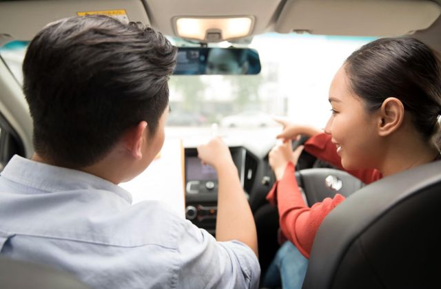 Rem Mobil Manual Sebelah Mana

