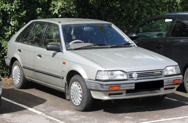 Spesifikasi Mobil Mazda 323 Tahun 1986
