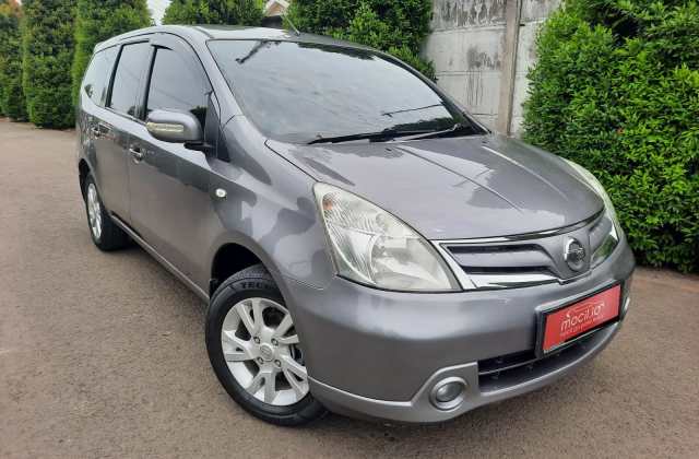 Jual Mobil Nissan Livina Sidoarjo 