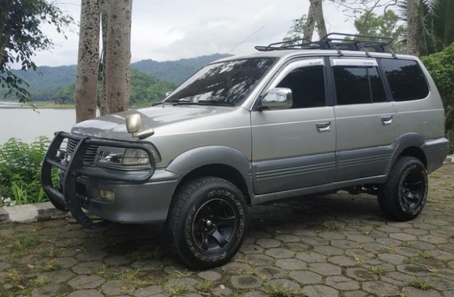 Toyota Kijang Kapsul Modifikasi
