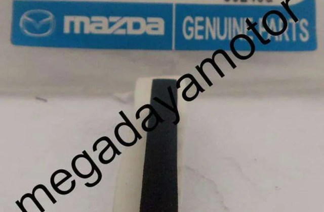 Karet Kaca Mazda 2

