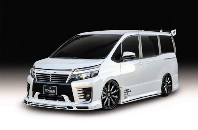 Toyota Voxy Modif
