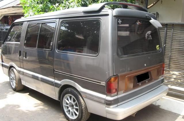 Keunggulan Mazda E2000
