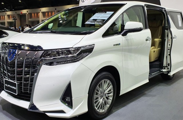 Toyota Alphard Dari Generasi Ke Generasi
